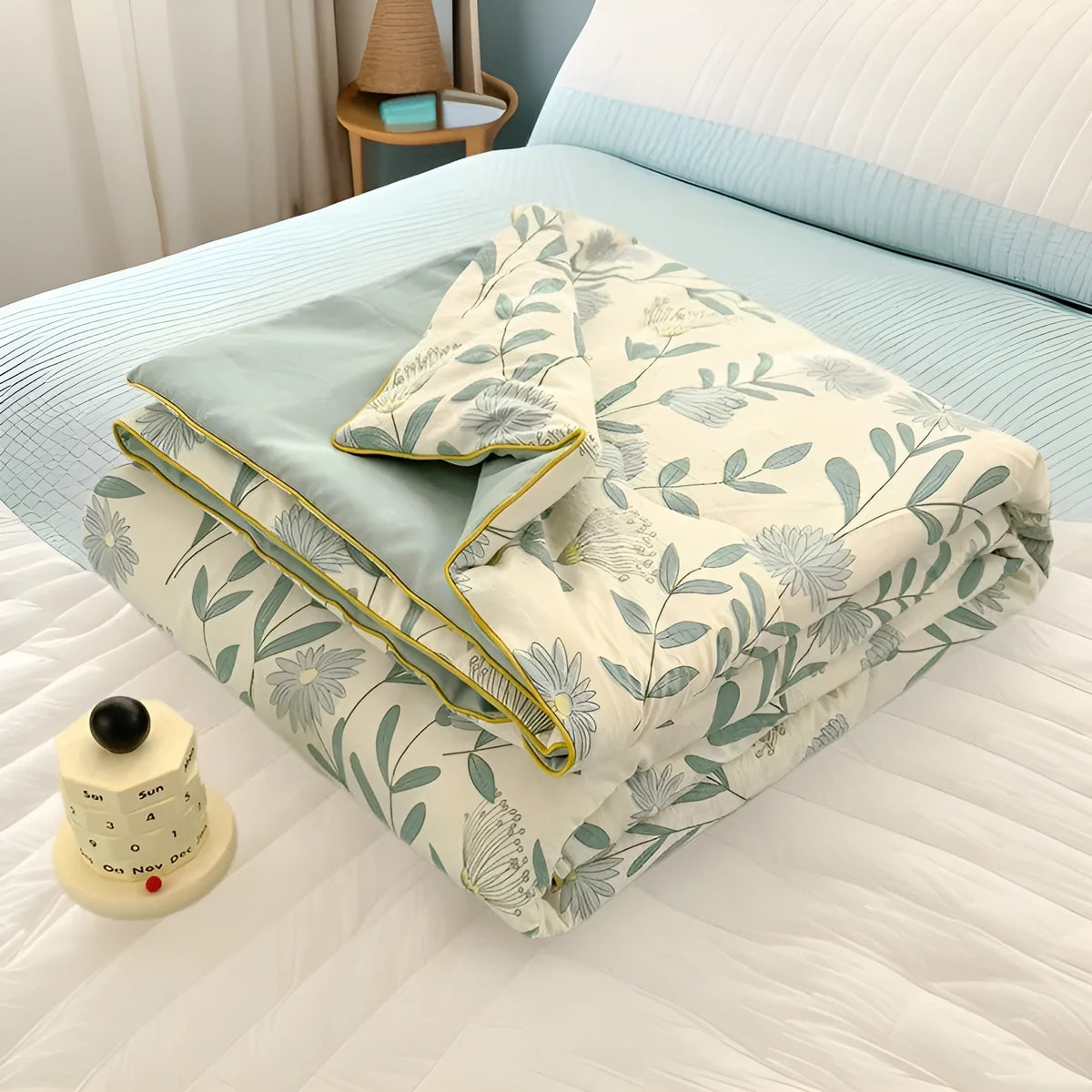 Washed cotton soybean fibre summer quilt in 110x150cm, 150x200cm, or 200x230cm with patterned design