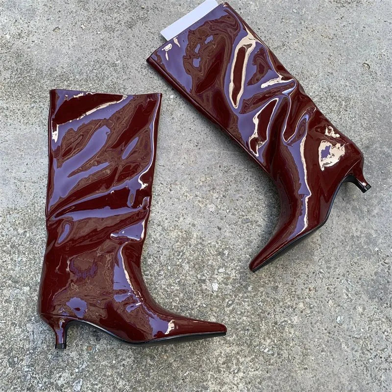 Women's solid colour retro high tube pointed boots with mid heel and sewing thread details in black