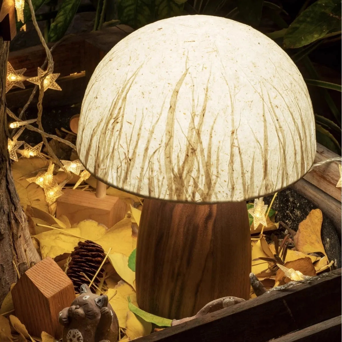 Black Walnut mushroom lamp with handmade Japanese style atmosphere and 220V EU power supply