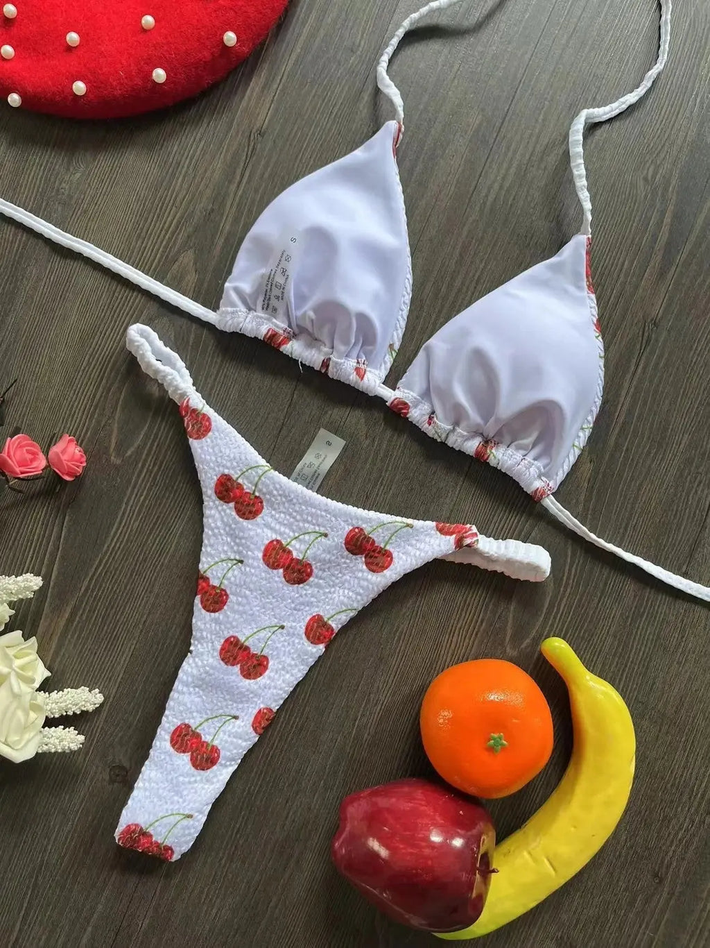 Women's printed bikini swimsuit with nylon fabric and cotton lining in brief style for swimming