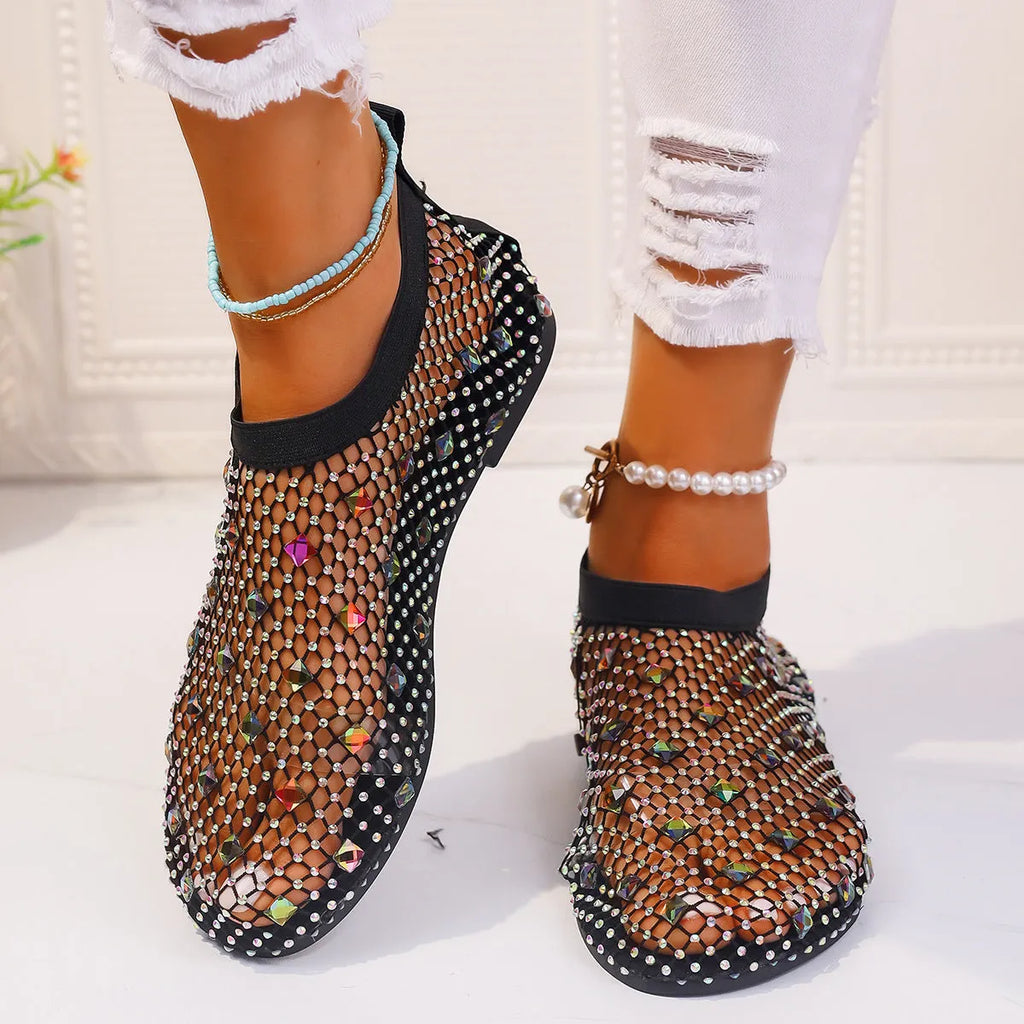 Women's flat mesh sandals with colourful rhinestone decoration on round toe design