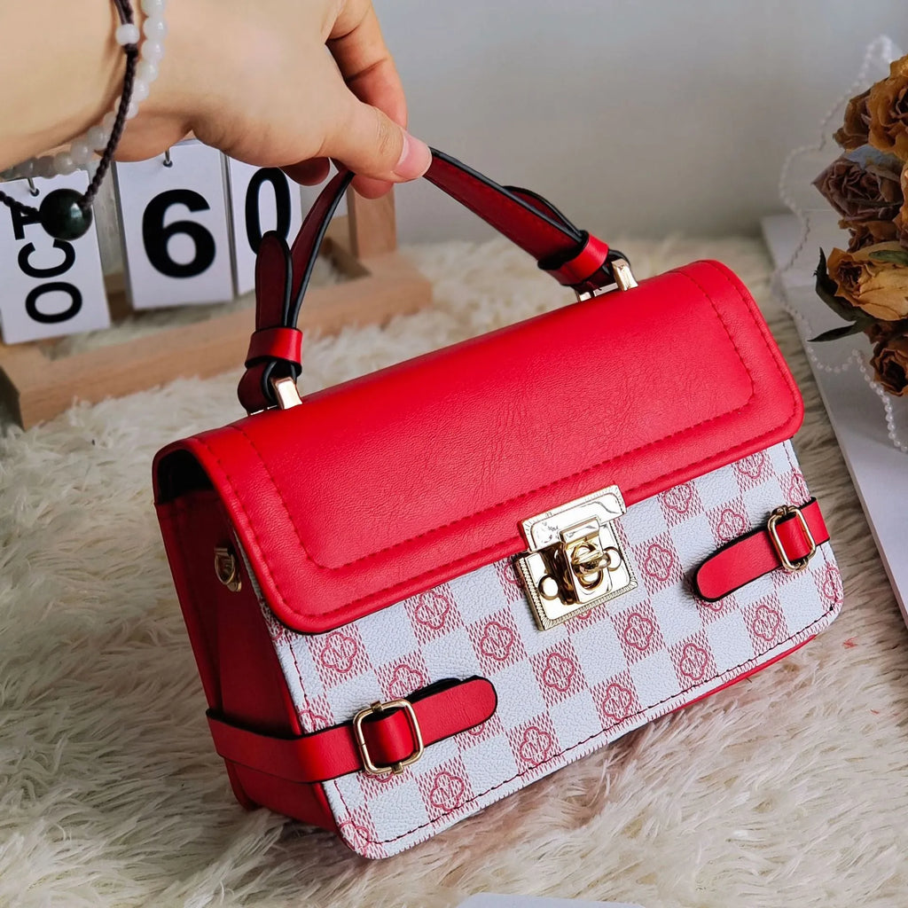 Retro small square pattern crossbody bag in structured PU leather with internal file bag organisation