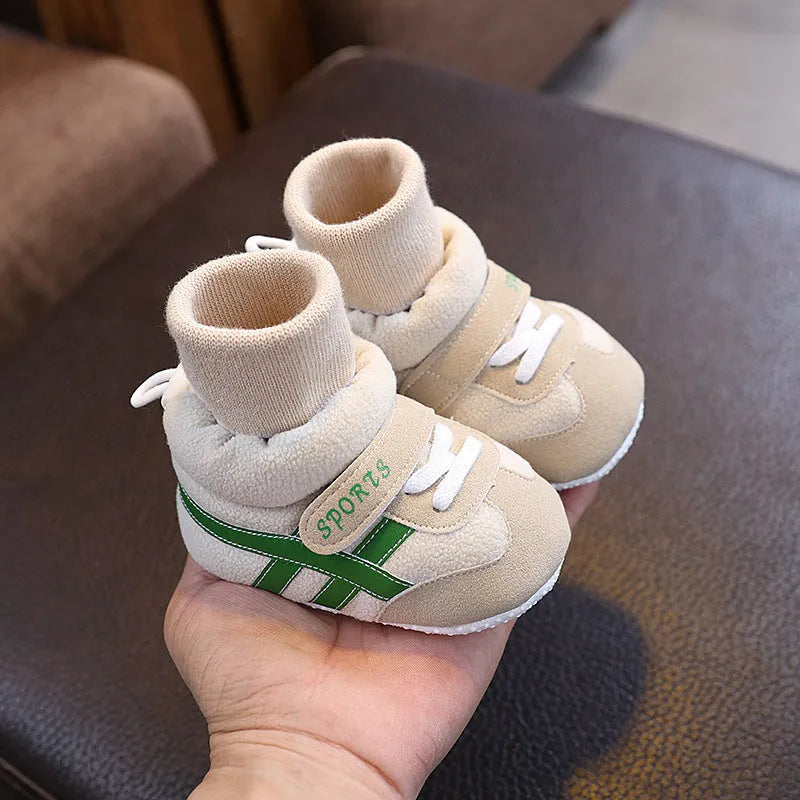 Baby cotton ankle sock shoes in green with soft sole, size inner length 11cm
