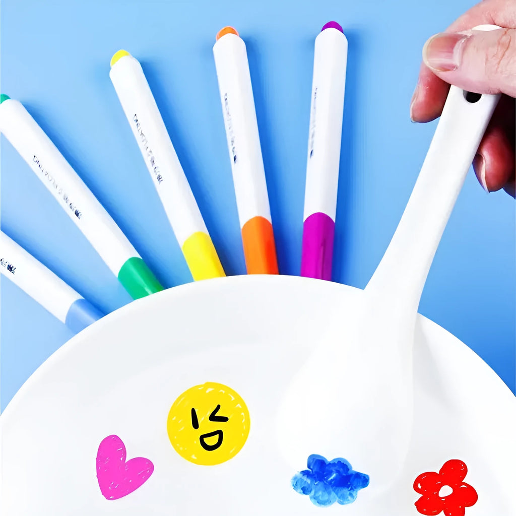 Children's magic water floating pen set with 12 colours in a PVC box, plastic shell, for painting and birthday gifts